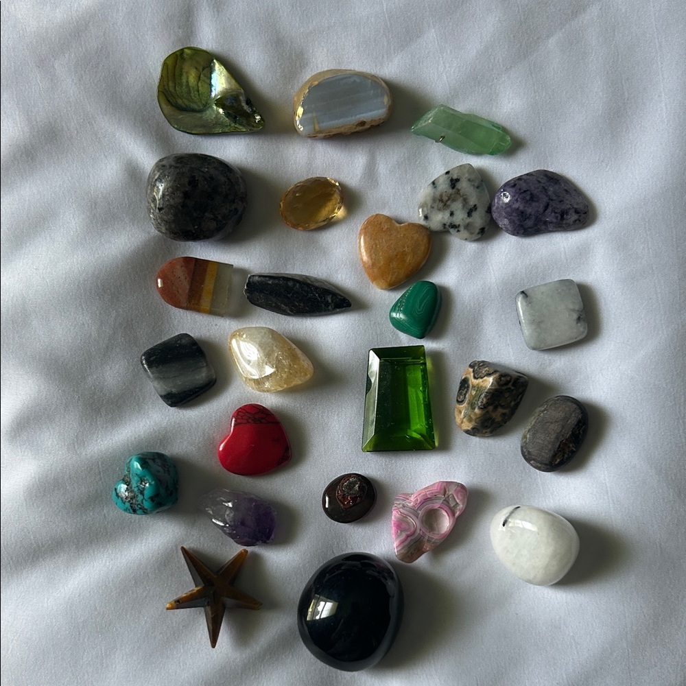Natural Assorted Stone And Crystals Collection - Picture 2 of 16